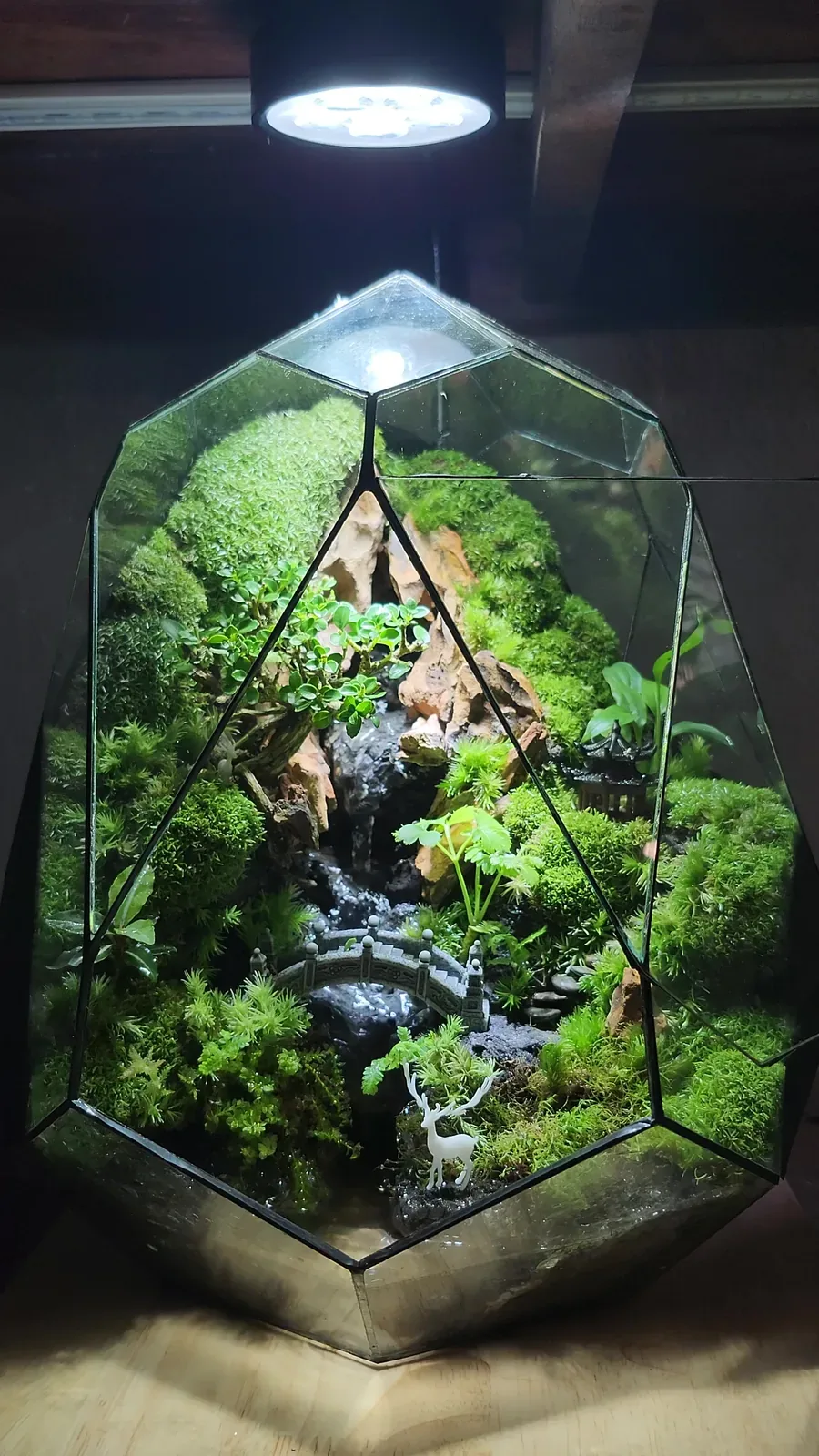 Cầu Đá Bên Thác